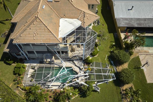 Lanai Removal in Hamilton